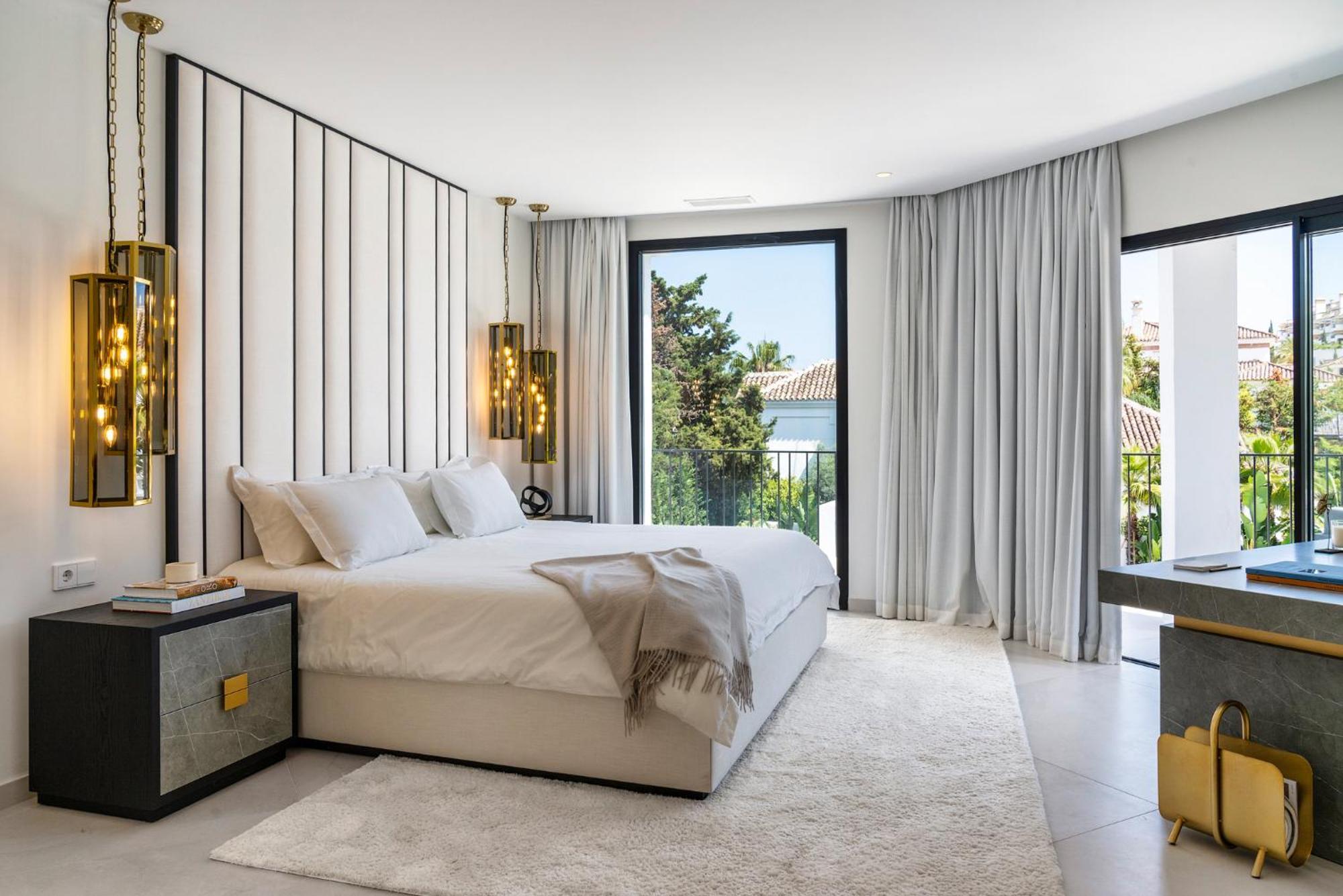 Diamond Villa *